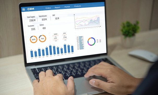 Özelleştirilmiş CRM Geliştirme